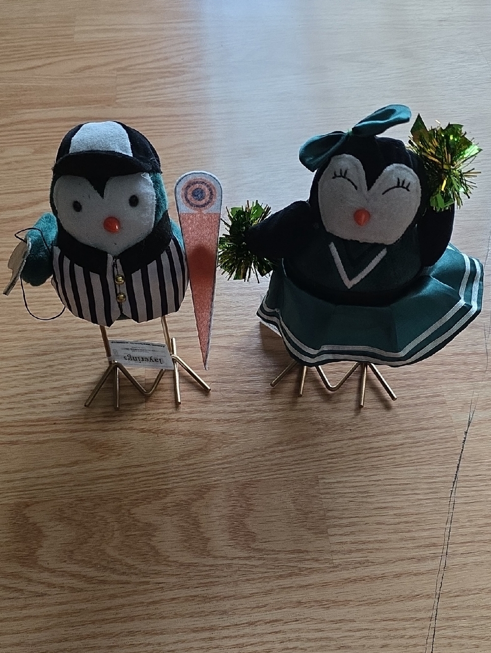 Bird Referee & Cheerleader Decor Set